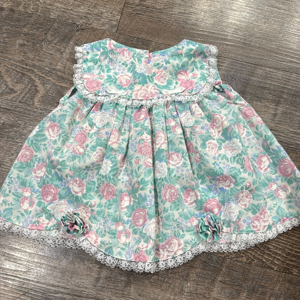 Vintage Floral Baby Girl Top/Dress with Lace Trim 12 month top 3/6 month dress
